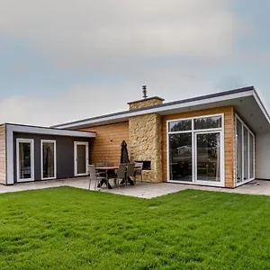 Chalet Ravenbosch, Bemelen