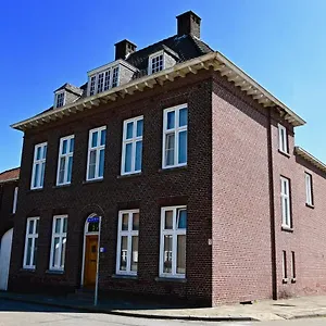 Appartement In De Achtste Hemel, Schimmert